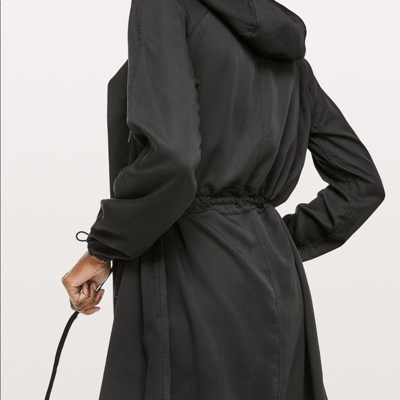 Lululemon Black City Stroll Jacket - 8 - Picture 3 of 5